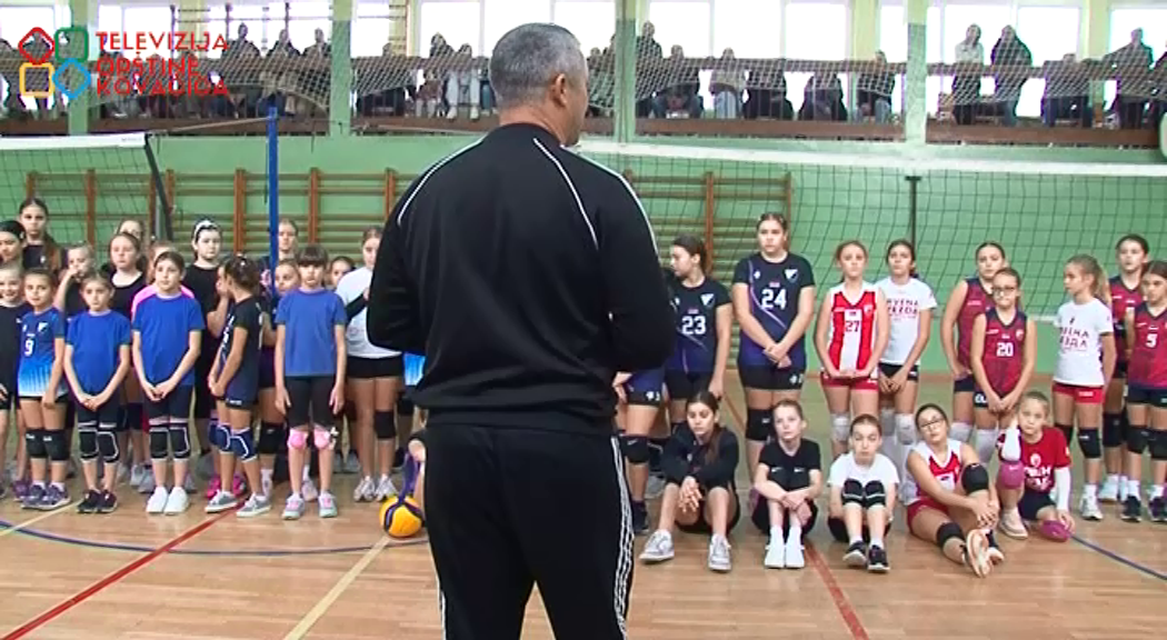 Odlično organizovan jubilarni odbojkaški turnir „Kovačički oktobar 2025“