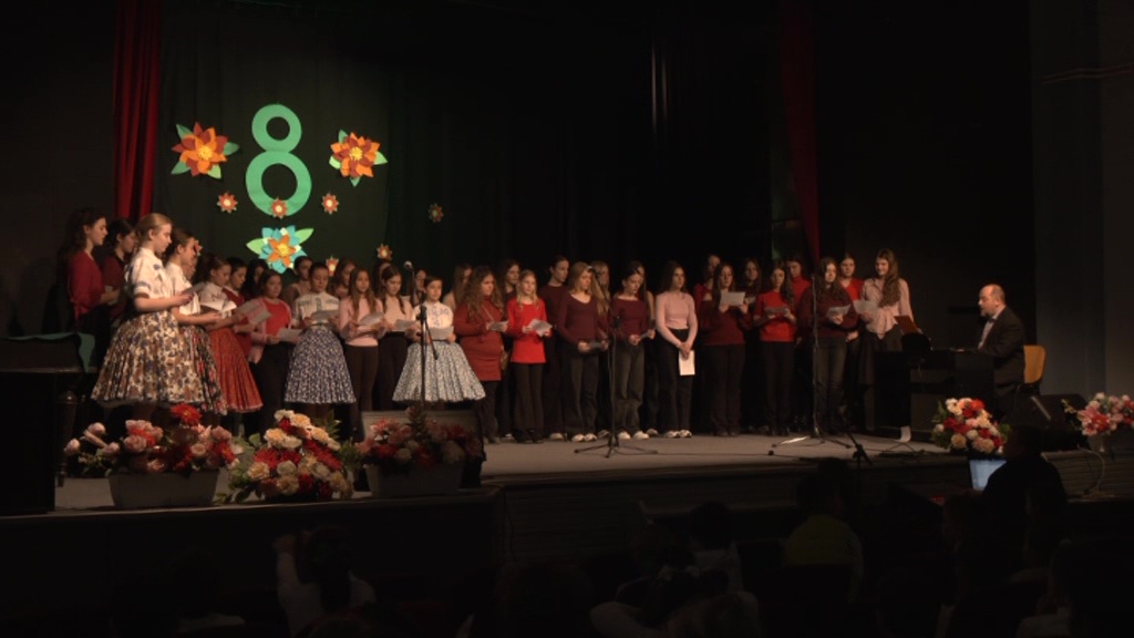 Žiaci v Kovačici pripravili program ku Dňu žien