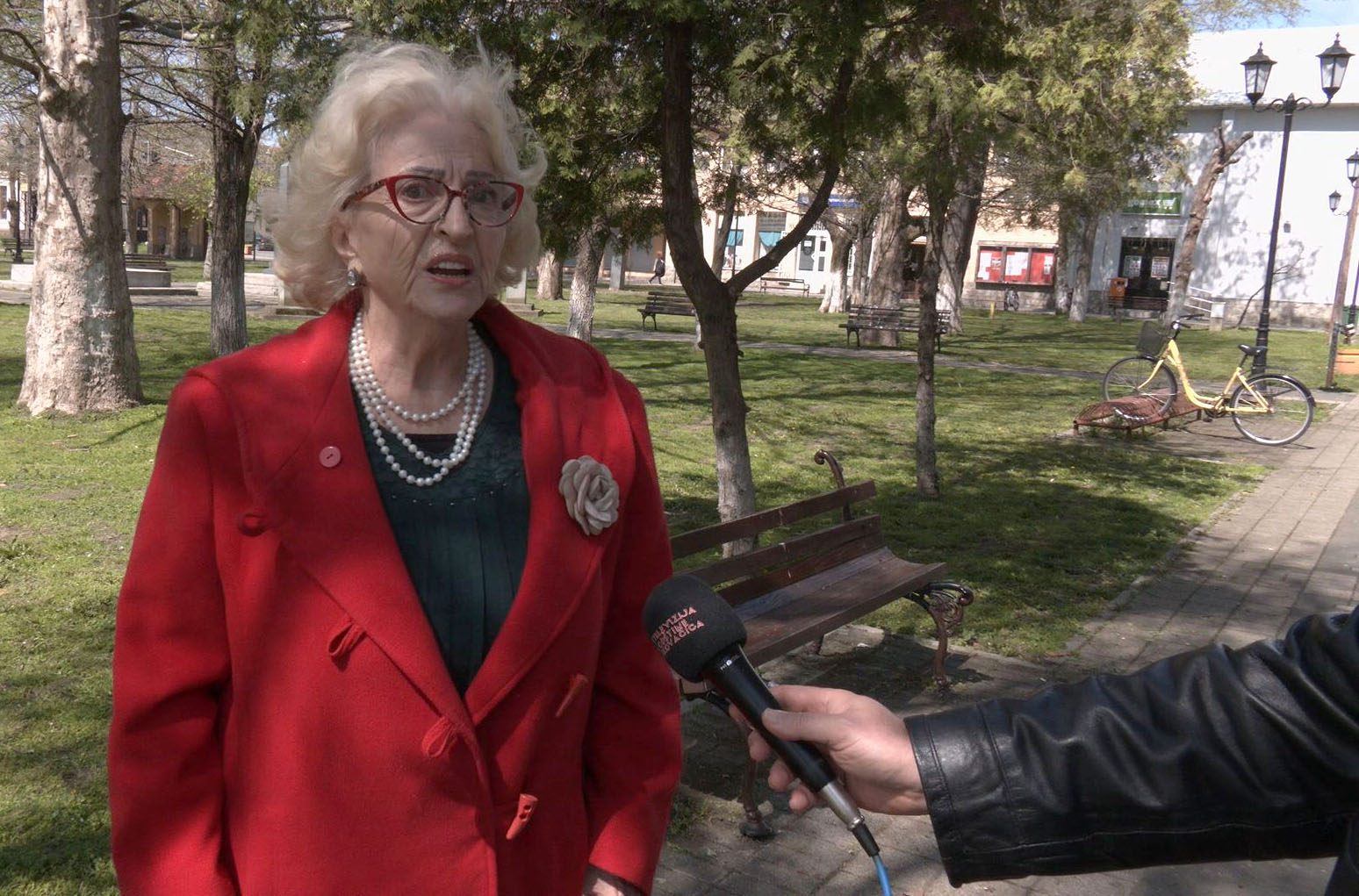 Samo jedno jaje ostaje nerazbijeno