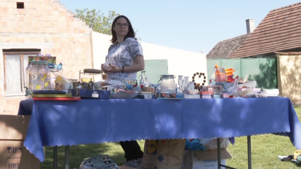 Humanost na delu: U Debeljači održan bazar za pomoć porodici Loćkić