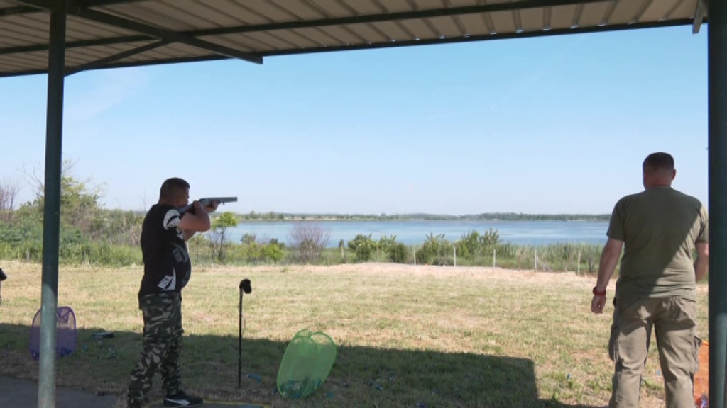V Uzdine sa súťažilo v streľbe na hlinené holuby